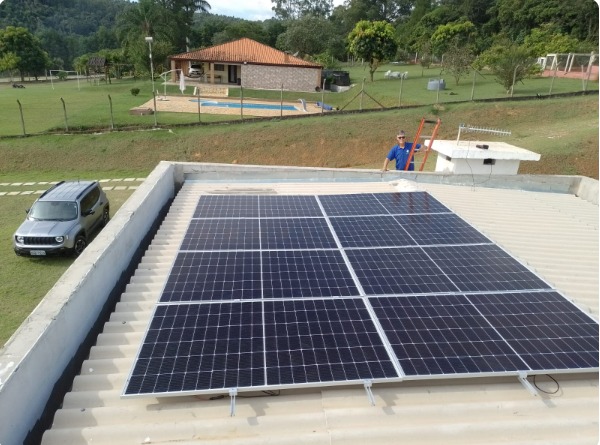 Instalação de painéis solares em área rural 3.72 KWp em Itu, São Paulo